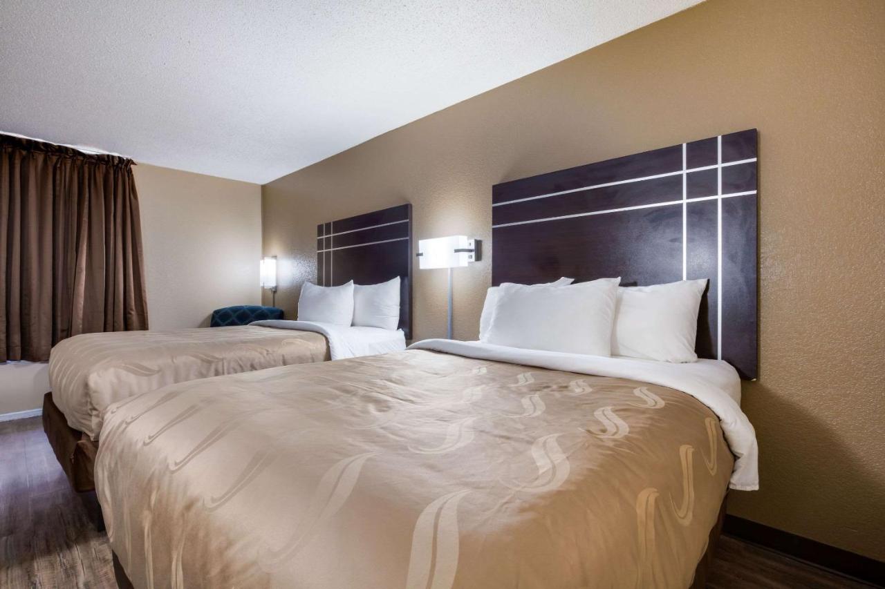 סטארקוויל Quality Inn מראה חיצוני תמונה
