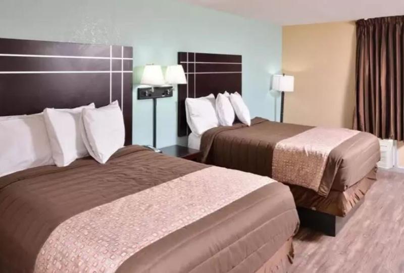 סטארקוויל Quality Inn מראה חיצוני תמונה